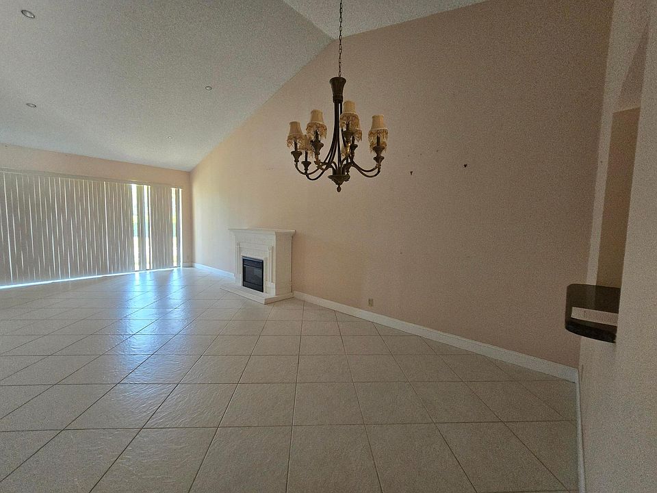 1st image of 10862 Hidden Lake Place