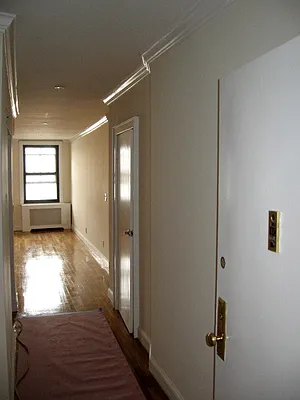 Rented by Urban Real Estate Property Group Inc | media 25