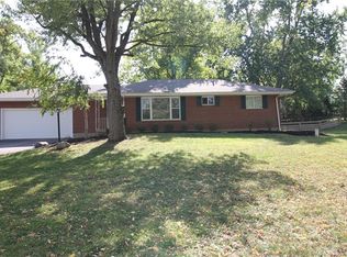 3225 Boxwood Dr, Fairborn, OH 45324