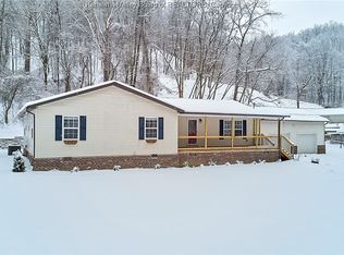 44 Bear Fork Rd, Charleston, WV 25312
