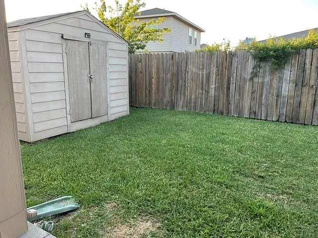 1215 Wallflower Ave — Photo 23