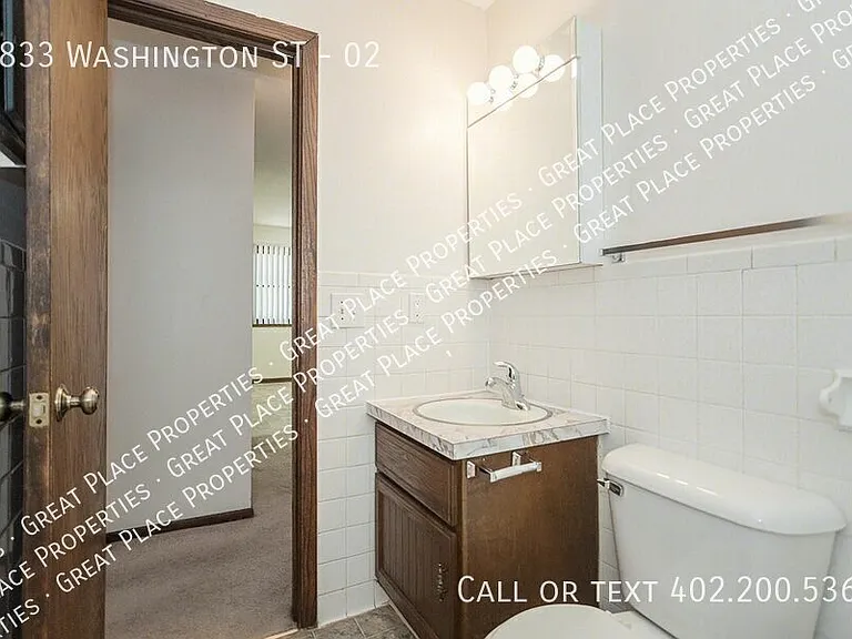 1833 Washington St #2 — Photo 18