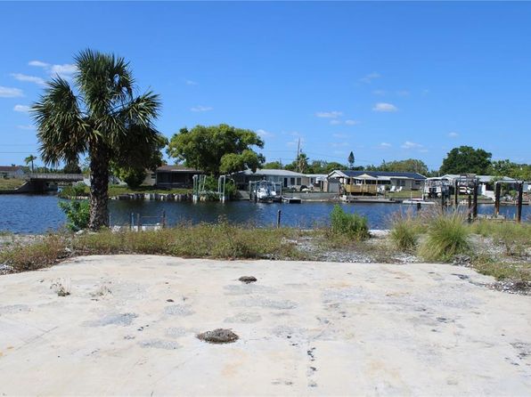 5247 Boardwalk St #3, Holiday, FL 34690