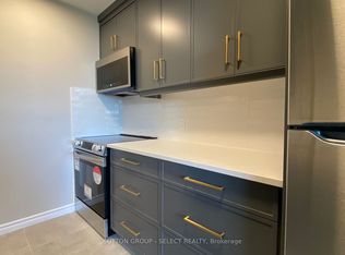 1105 Jalna Blvd #804, London, ON N6E2S9