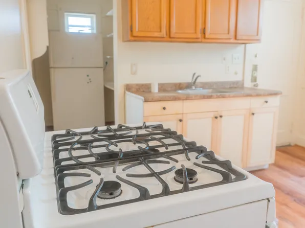 575 Hyde Park Ave #3, Boston, MA 02131
