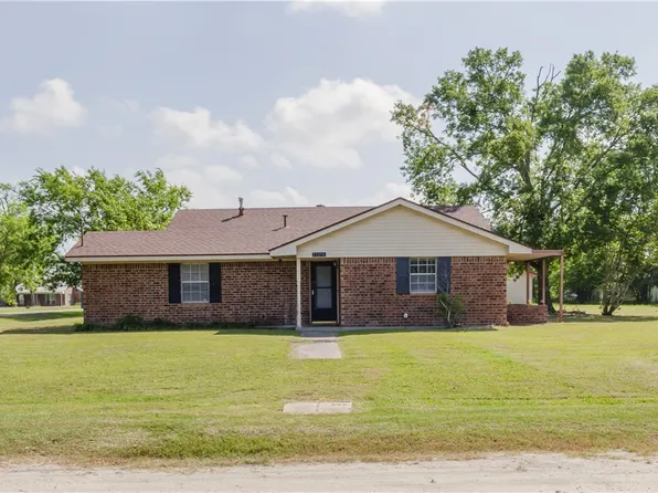 23378 Colorado Ave, Iola, TX 77861