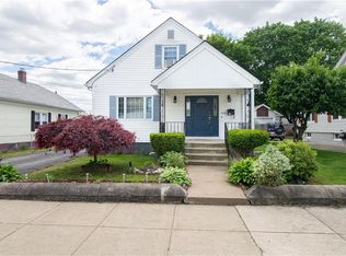 448 Grotto Ave, Pawtucket, RI 02860