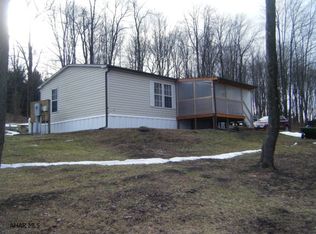 113 High St, Lilly, PA 15938