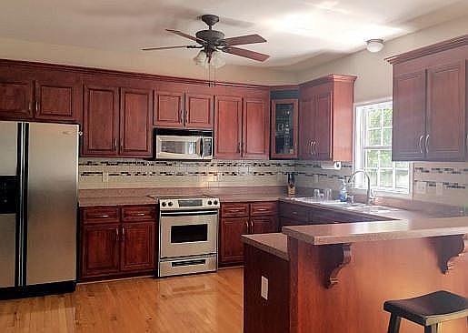 4th image of 8319 Waldron Way