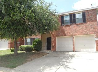 8049 Plateau Dr, Fort Worth, TX 76120