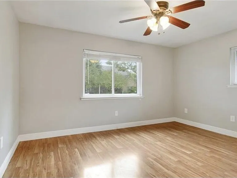 4208 Bissonet Dr — Photo 8