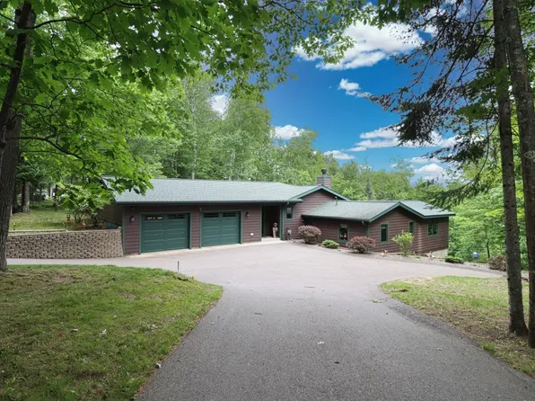 4709 Grand View Dr, Eagle River, WI 54521