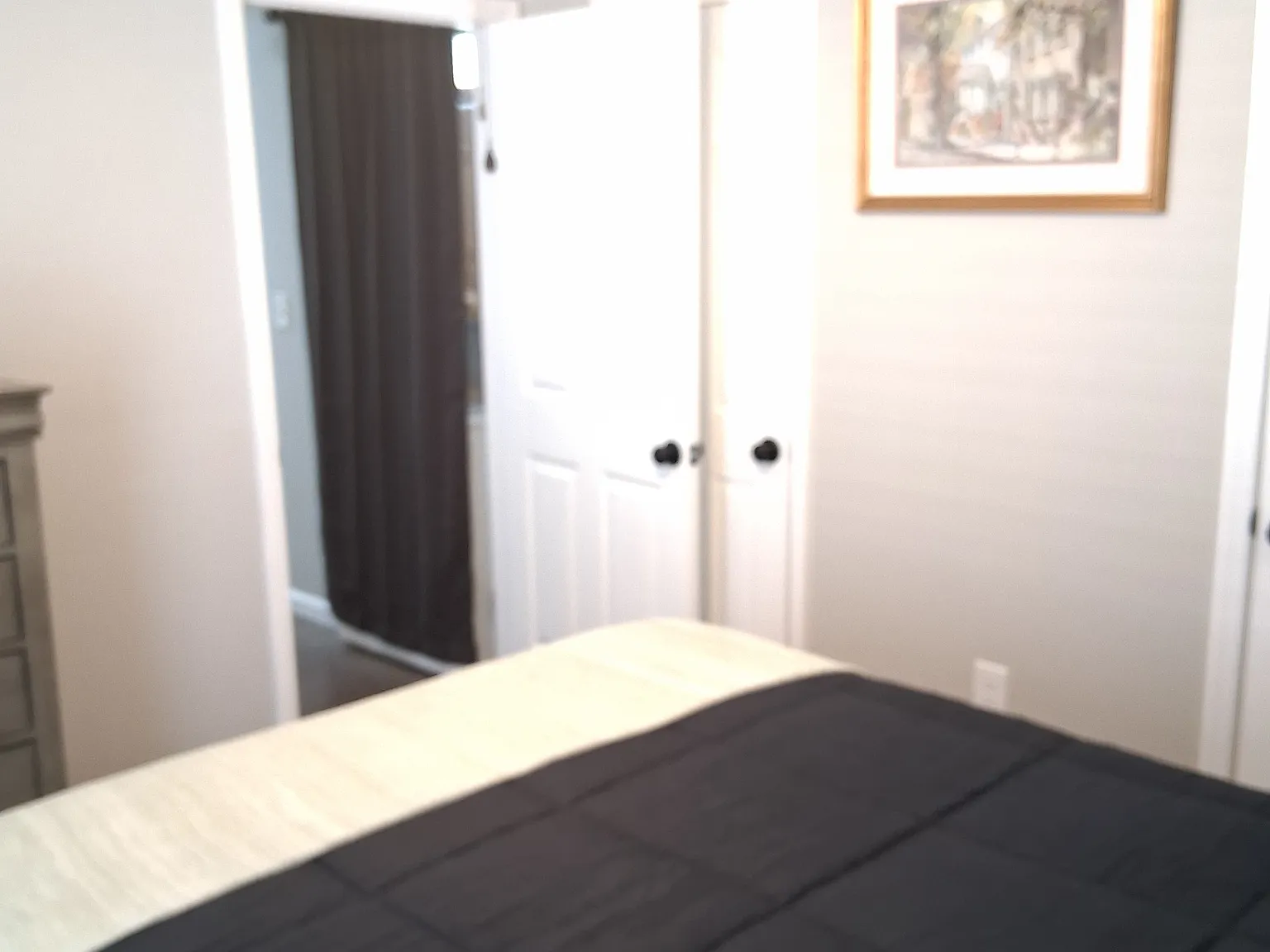 3 bed, 1000 sqft, $1,800 — Photo 2