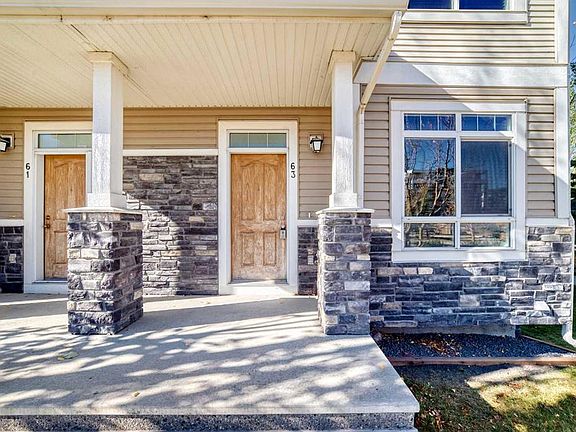 4th image of 63 Skyview Ranch Gdns NE