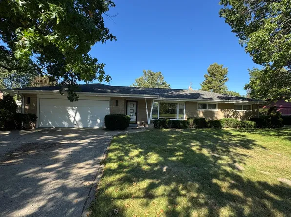 2017 Anthony Dr, Saint Joseph, MI 49085