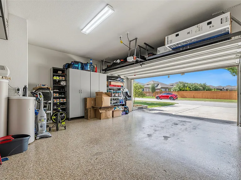 3013 Chalice Well Dr — Photo 39