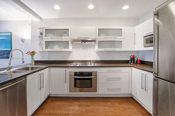 Sold by Compass | media 10