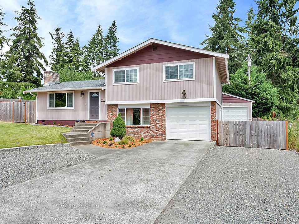 1st image of 8029 128th St E