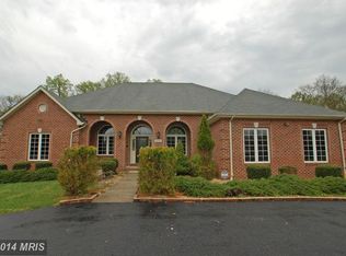 5321 Manchester Dr, Suitland, MD 20746