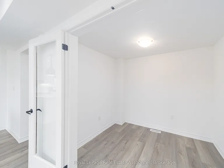 12 Hay Ln — Photo 13