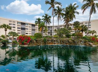 5855 Midnight Pass Rd APT 209, Sarasota, FL 34242