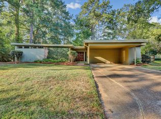 5365 Jamaica Dr, Jackson, MS 39211