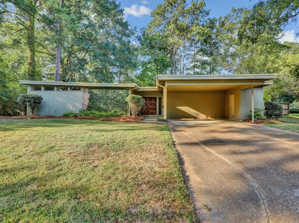 5365 Jamaica Dr, Jackson, MS 39211