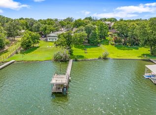 8960 Dickson Rd, Fort Worth, TX 76179