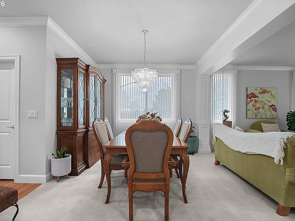 4th image of 4728 Cambridge Ct