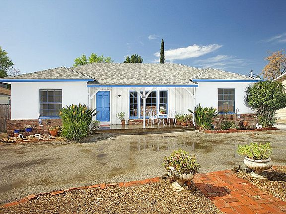 3rd image of 8441 Eton Ave