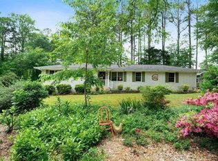 5839 Darry Cir, Norcross, GA 30093