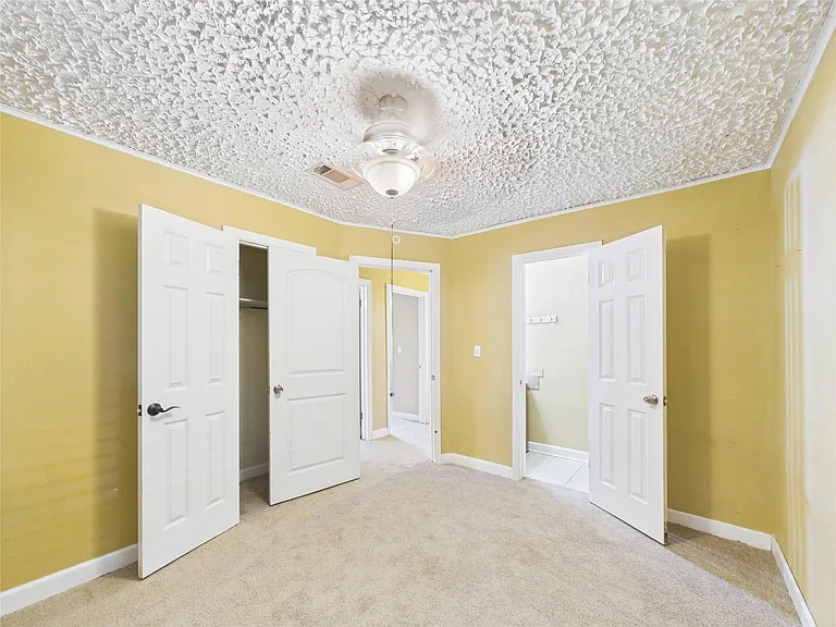 1213 W Sidnor St — Photo 17