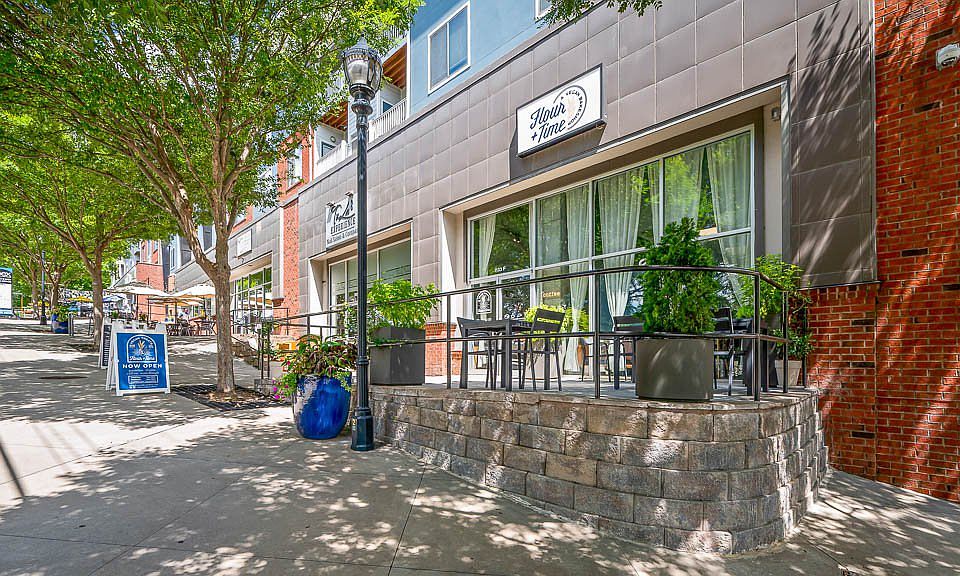 Apex West Midtown general photo