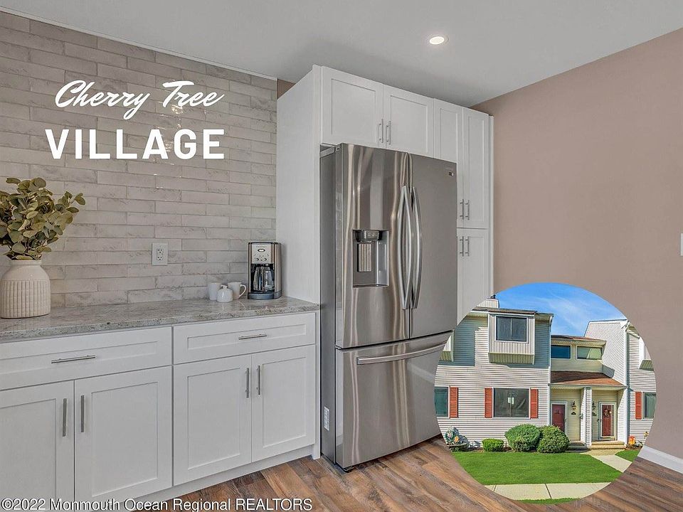 1st image of 565 Clubhouse Dr