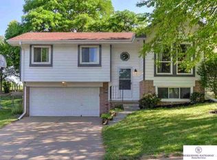 12712 Camden Ave, Omaha, NE 68164