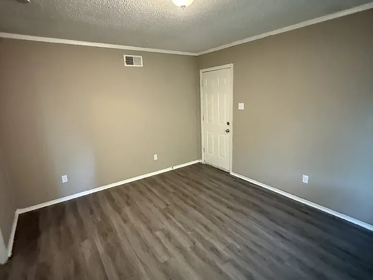3386 Spring Water Cv — Photo 8