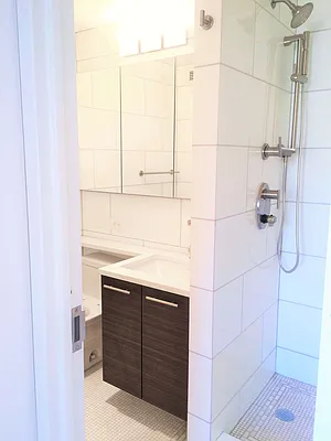 Rented by Perlbinder Realty | media 6