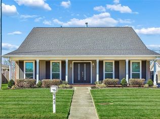 143 Ormond Meadows Dr, Destrehan, LA 70047