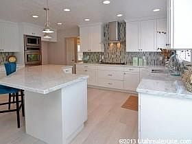 3rd image of 2393 E Beacon Dr