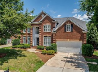 5762 Summerston Pl, Charlotte, NC 28277