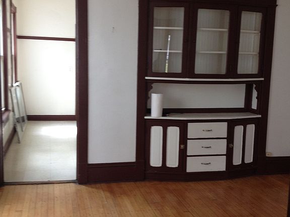 3rd image of 3167-69 N Holton St #3167