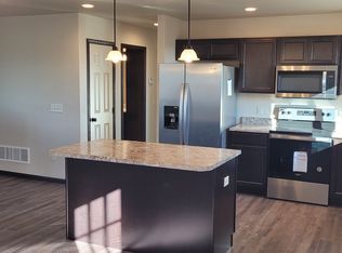 2017 E Philadelphia St, Rapid City, SD 57703