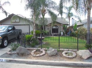 12373 Twin Peaks Ct, Orosi, CA 93647