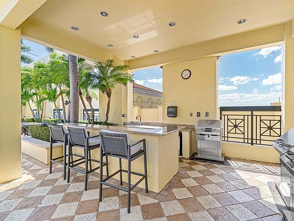 4th image of 701 S Olive Ave #1-1513-1