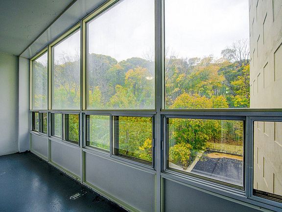 5th image of 46 Arkledun Ave #1504479