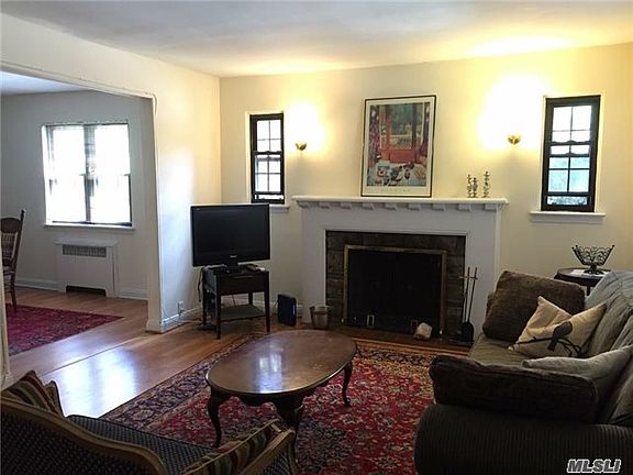 2nd image of 6349 Dieterle Cres #2