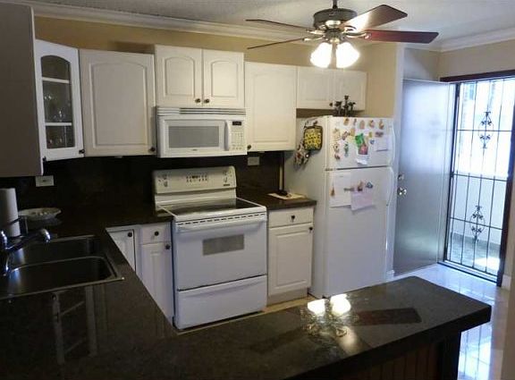 2nd image of 1680 NE 191st St APT 200-2
