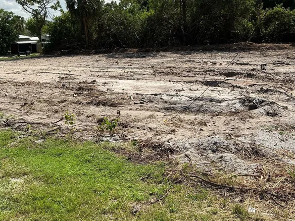 6804 Penny Ln, Fort Pierce, FL 34951