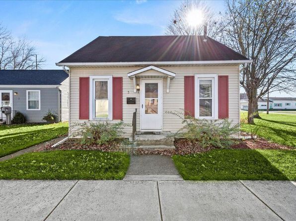3 W Harrison St, Wapakoneta, OH 45895