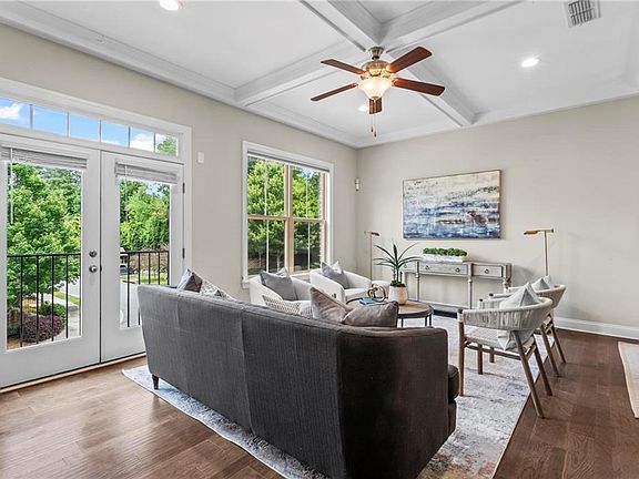 5th image of 3159 Rutter Dr #33
